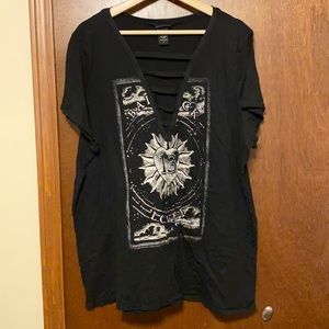 Torrid t-shirt size 3